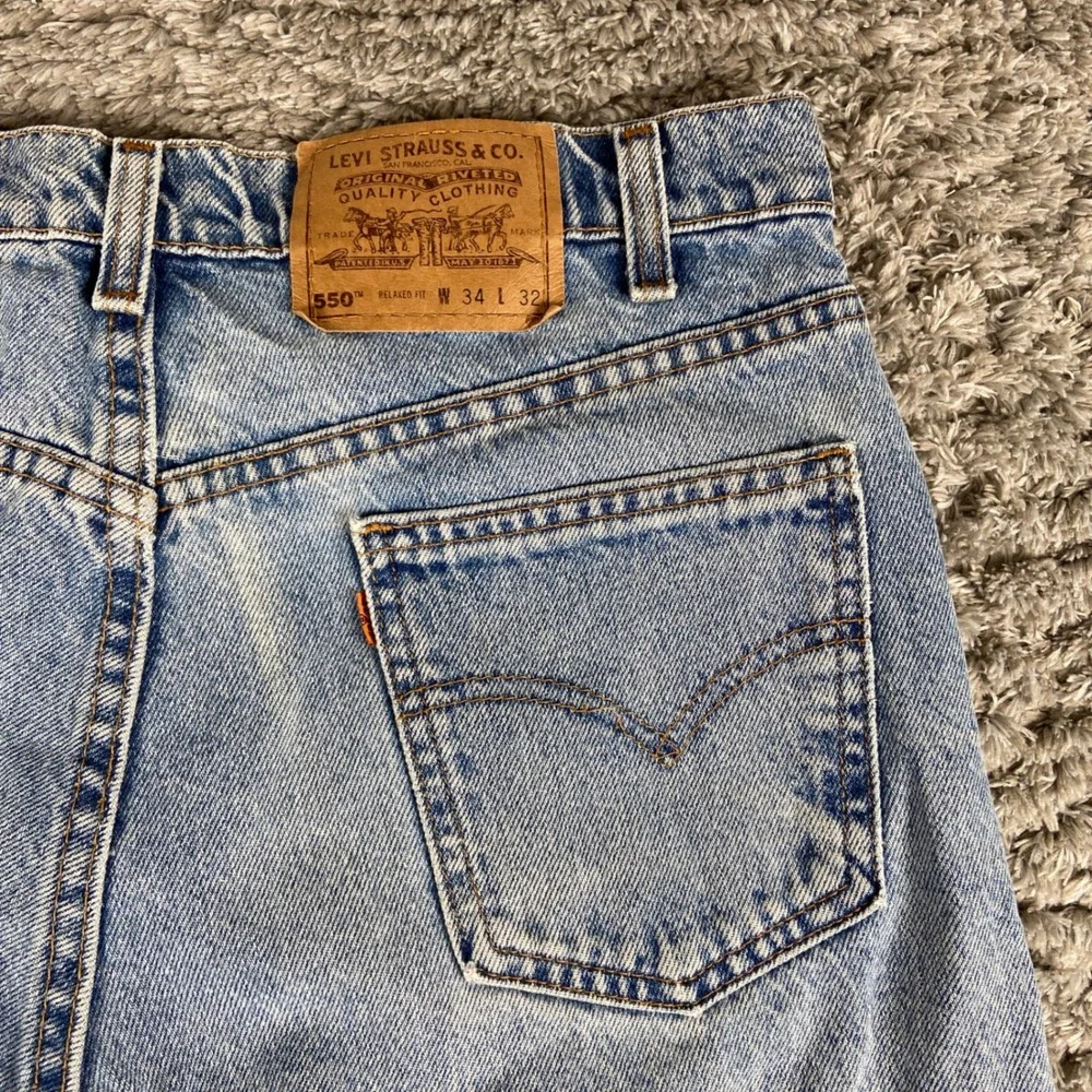 Vintage Levi's 550 Jeans Mens 34x32 Blue Relaxed Fit Orange Tab Cotton USA 90s